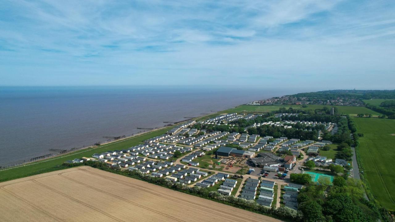 Great 8 Berth Caravan In Norfolk Near To Great Yarmouth Ref 20178Bs Hopton on Sea Экстерьер фото
